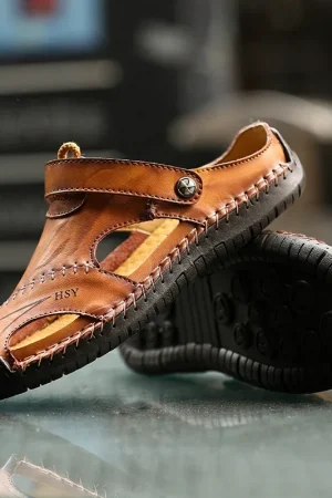 Fashion Mens Sandals Genuine Leather Summer Beach Slippers Male Non-Slip Soft Comfortable Outdoor Shoes High Quality Man Sandals